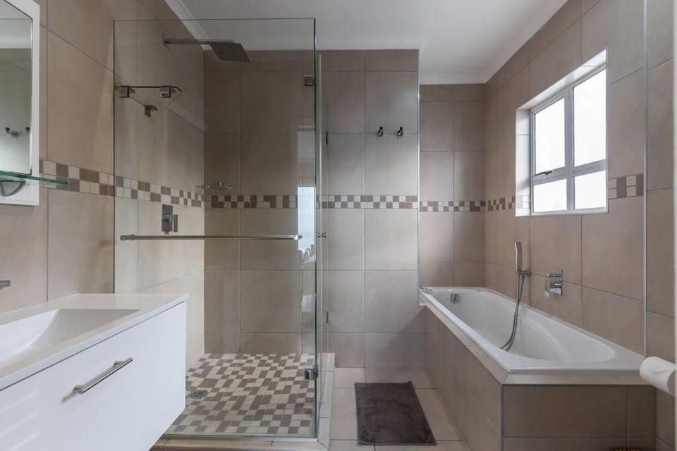 48 Long Island Apartment in Dolphin Coast
