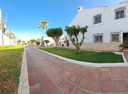 Property building, Garden, Garden view