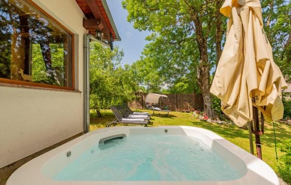 Lika holiday home Mazini Villa in Zadar County
