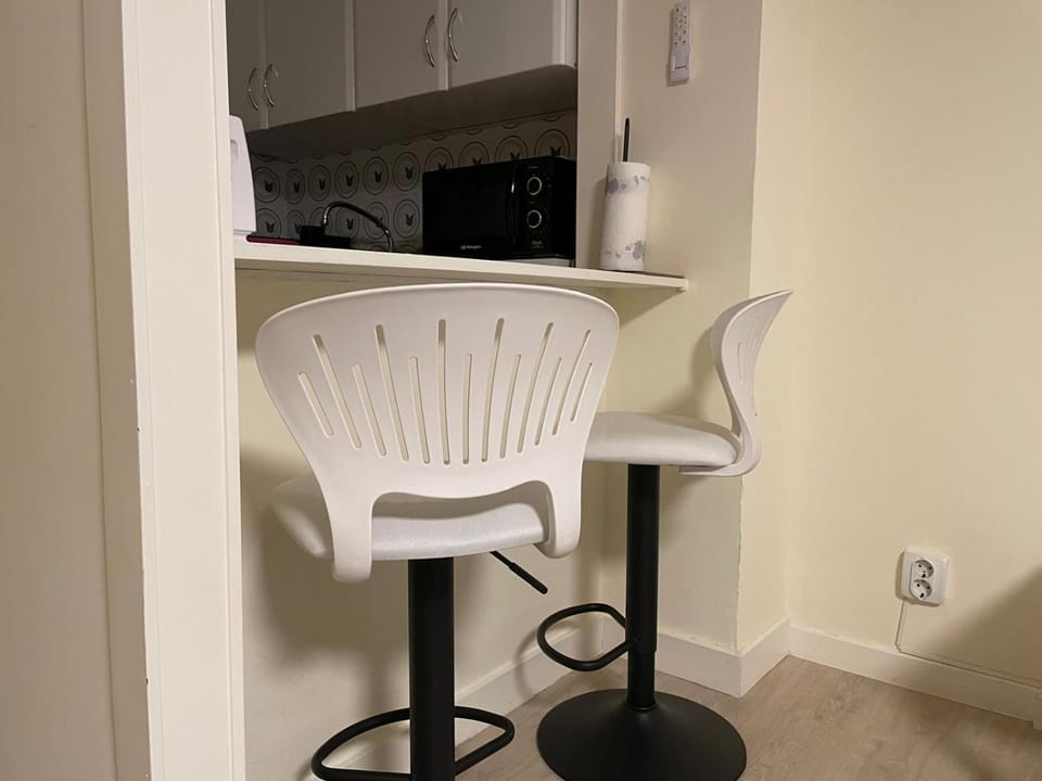 Kitchen or kitchenette, Food