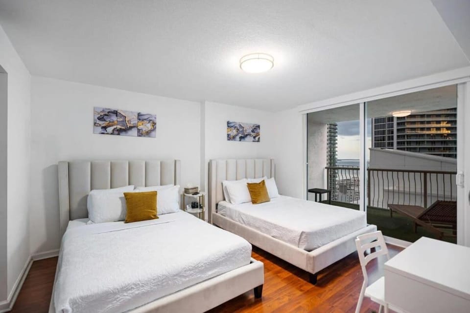 Modern Bayview Apartment in Brickell Bay Apartment in Brickell