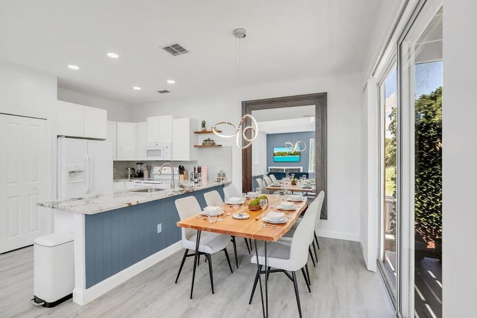 Modern Vacation Home Minutes Away From The Parks House in Four Corners