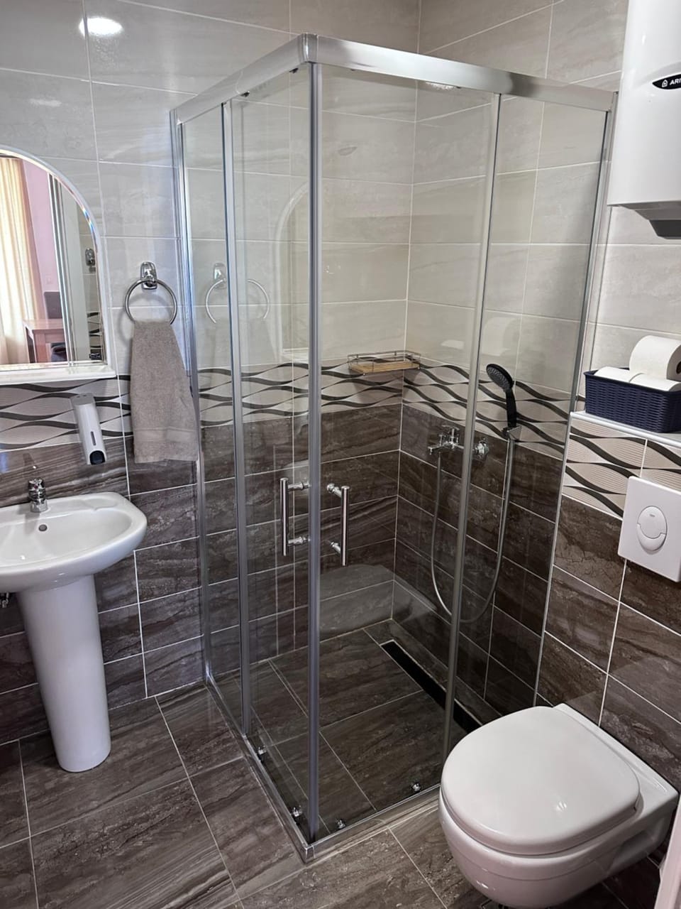 Shower, Toilet, Bathroom