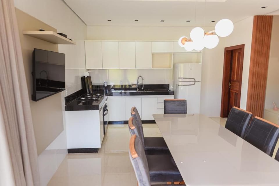 TV and multimedia, Living room, Seating area, Dining area, minibar, stove