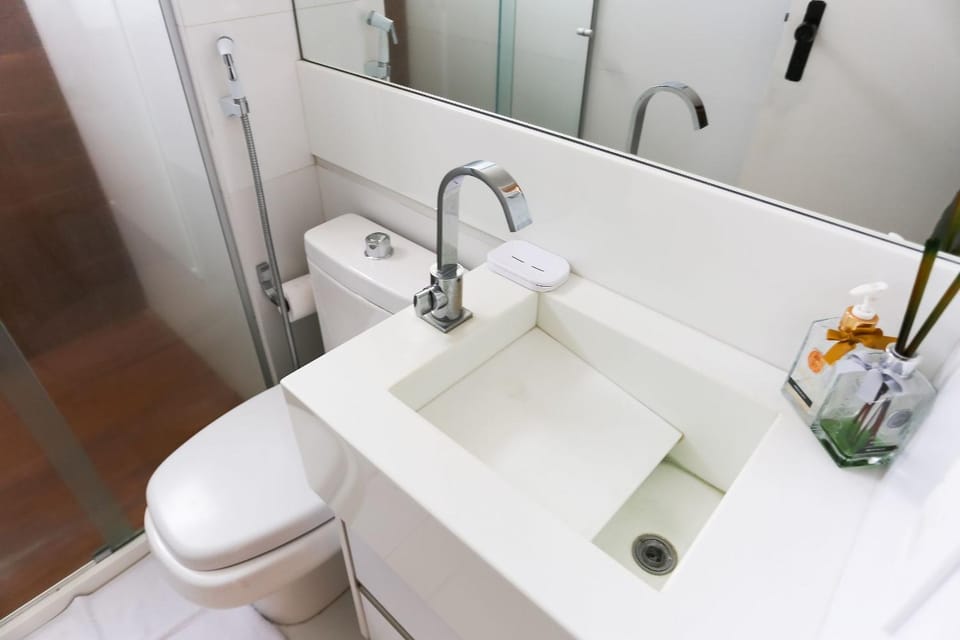 Great Location - North Zone - NO FEES Apartment in Recife