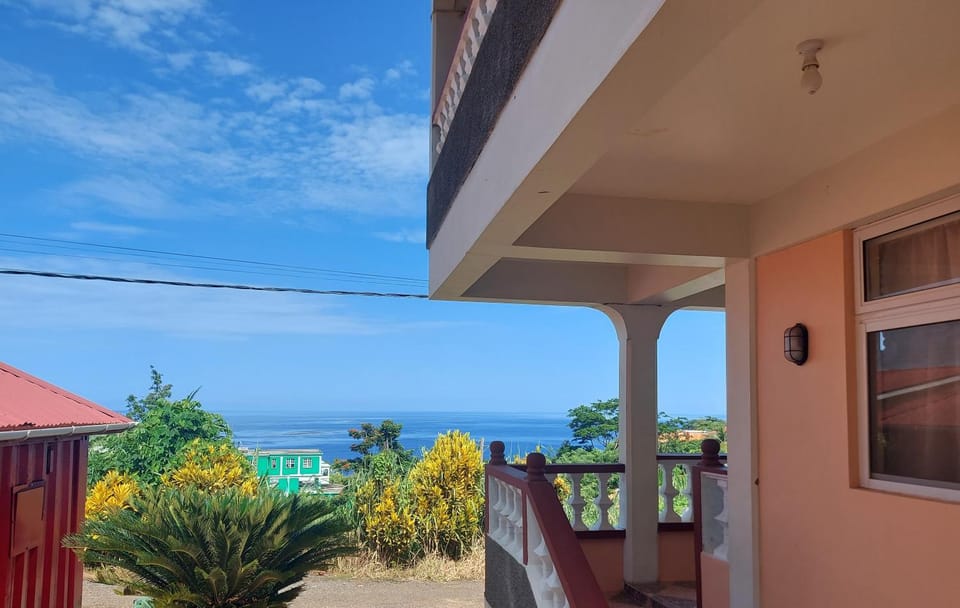 Property building, Day, Natural landscape, Balcony/Terrace, Sea view