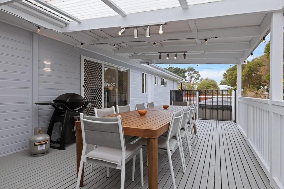 Sunrise on Panorama House in Cape Woolamai