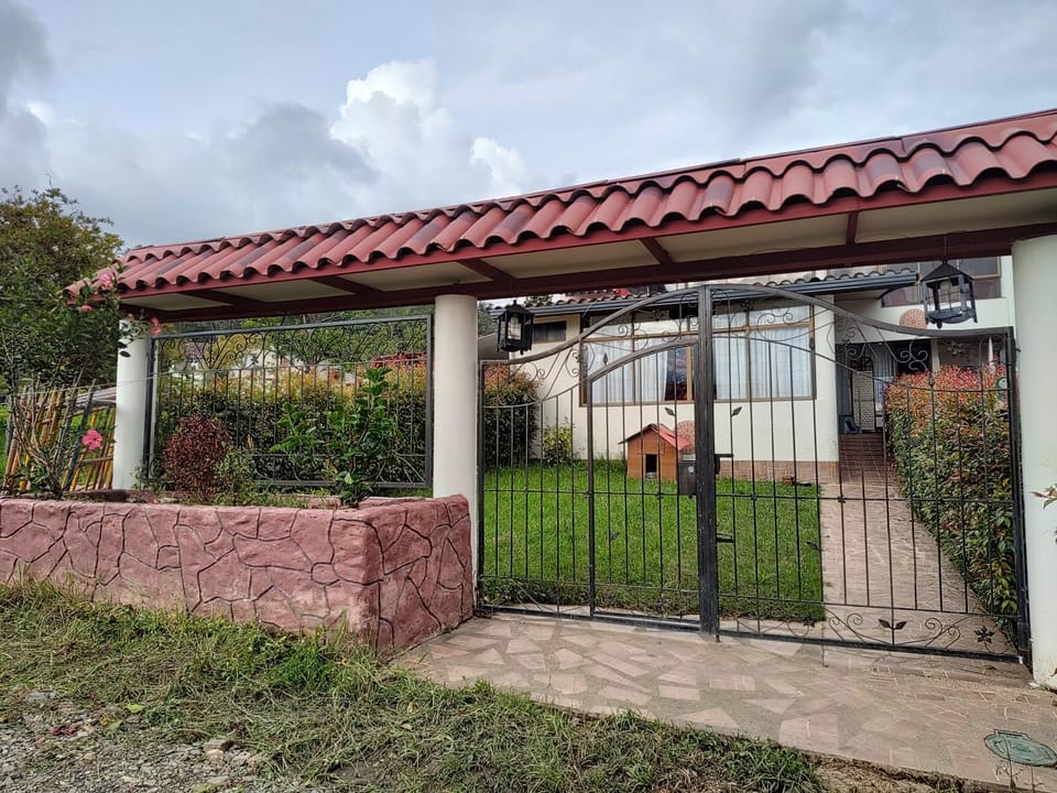 Facade/entrance, Garden