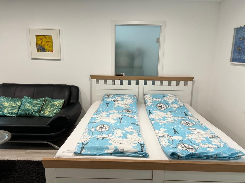 EG-Souterrain Wohnung Apartment in Marburg