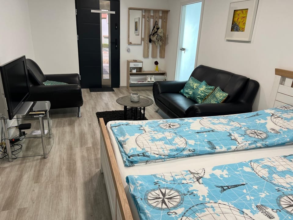 EG-Souterrain Wohnung Apartment in Marburg