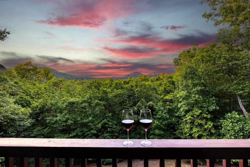 View (from property/room), Mountain view