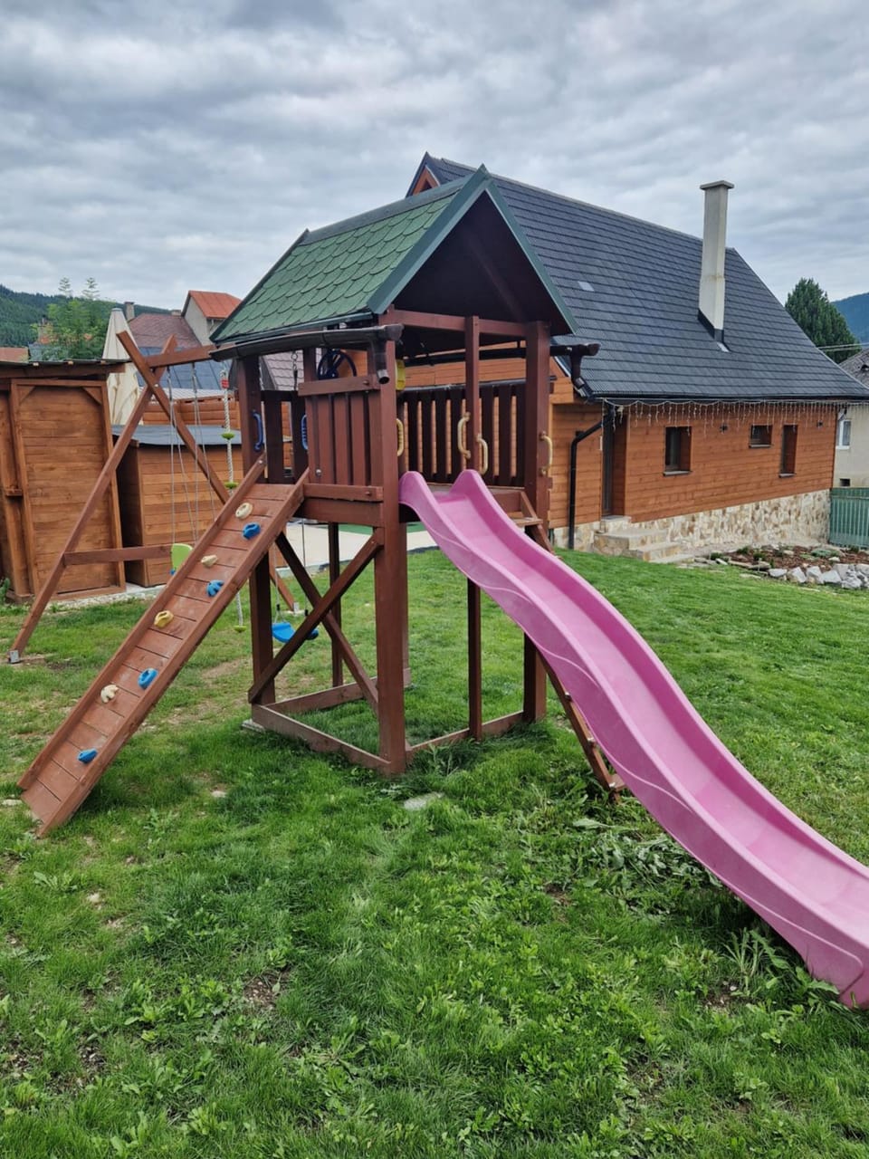 Garden, Area and facilities