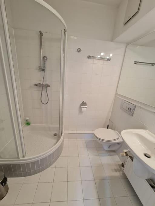 Fantastic Waw - Z6 Room - 103A Apartment in Warsaw