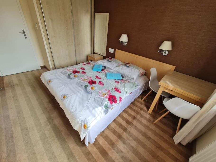 Fantastic Waw - Z6 Room - 103A Apartment in Warsaw