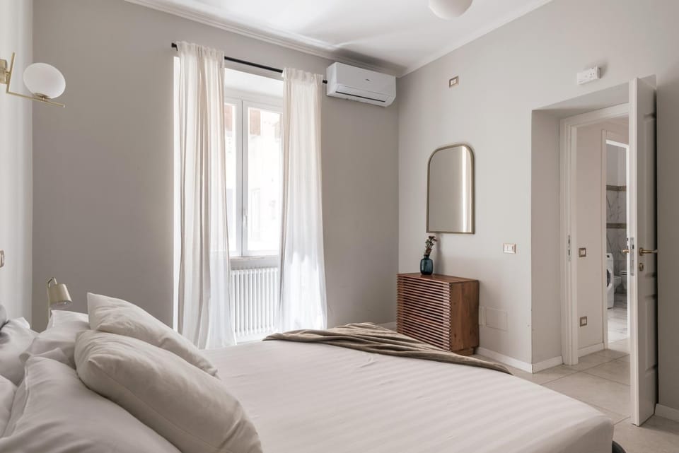 Bed, Bedroom, air conditioner