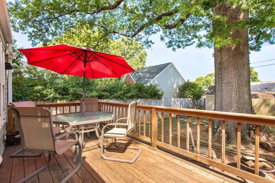 Patio, Day, Garden, Balcony/Terrace, Garden view