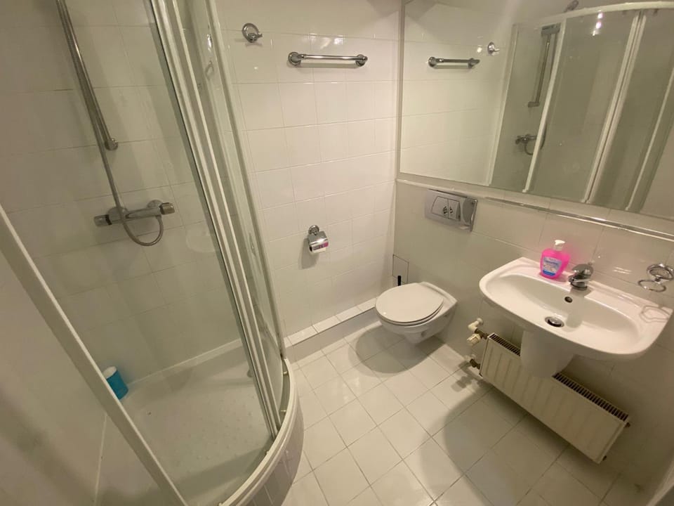 Fantastic Waw - Z6 Room - 202AN Apartment in Warsaw