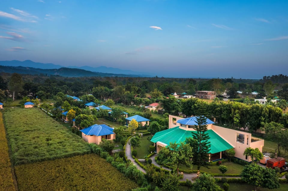 Property building, View (from property/room)
