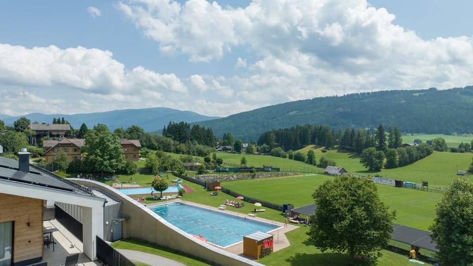 Day, Natural landscape, View (from property/room), Mountain view, Pool view