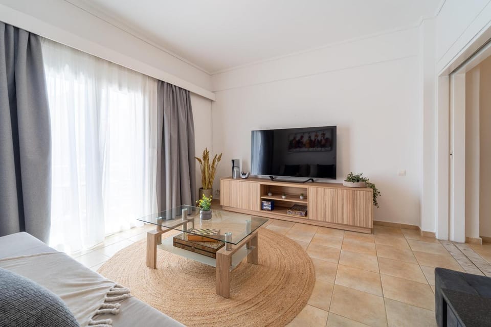 Communal lounge/ TV room, TV and multimedia