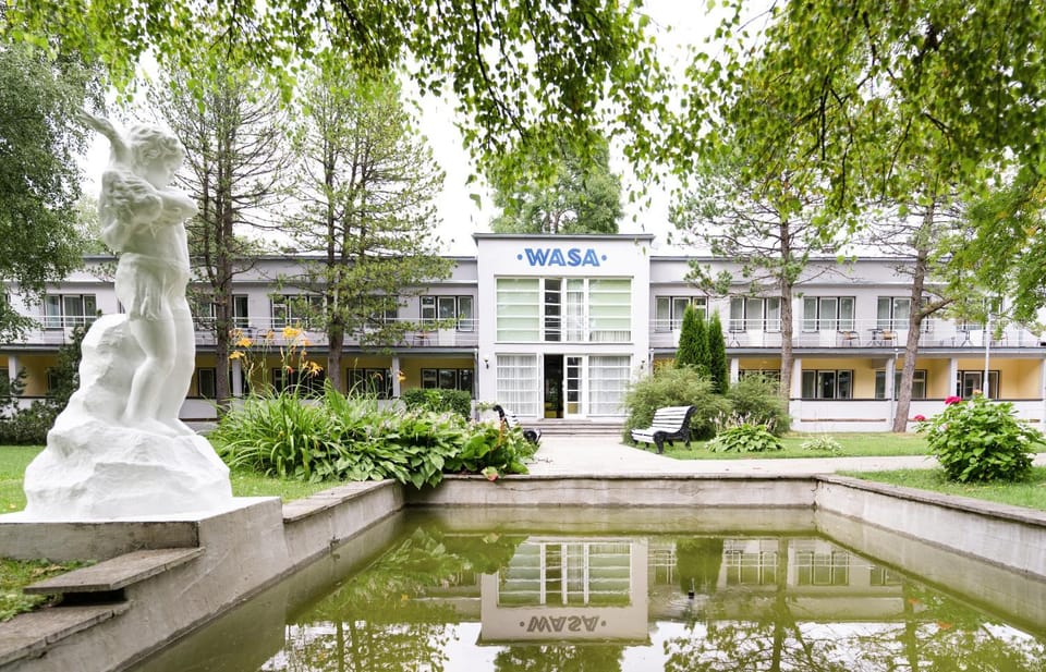 Property building, Swimming pool