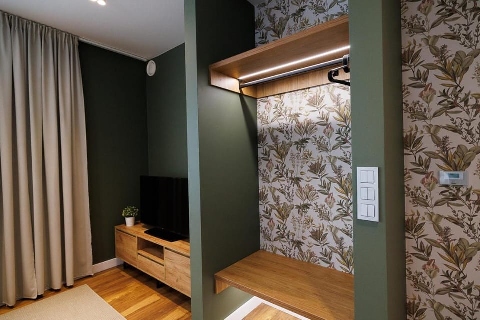 TV and multimedia, wardrobe