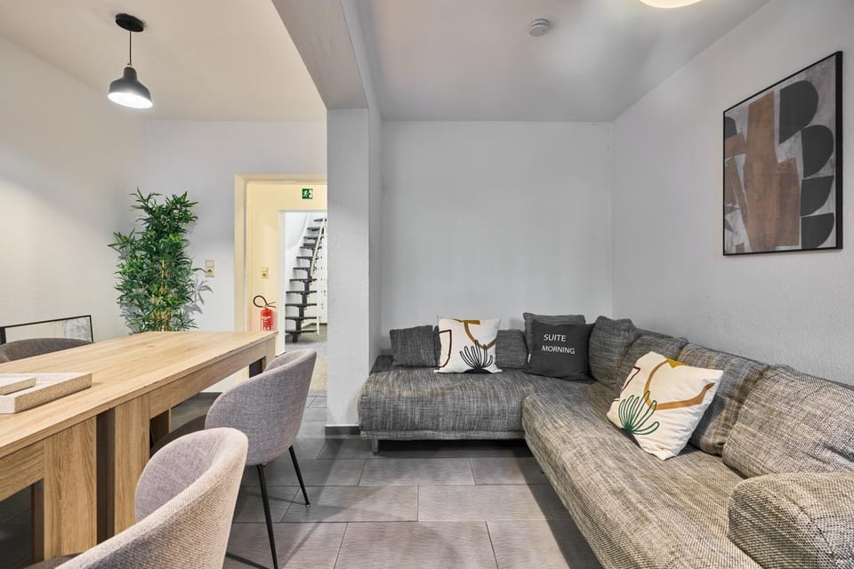 Communal lounge/ TV room, Living room, Seating area