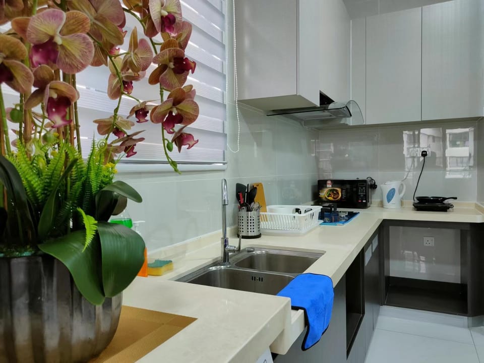 2 Seaview Balcony@Danga Bay Apartment in Johor Bahru