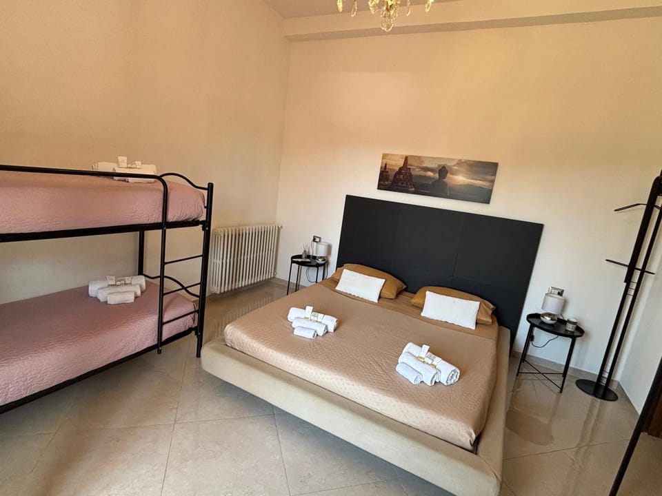 B&B IL TULIPANO free private parking Bed and Breakfast in Como