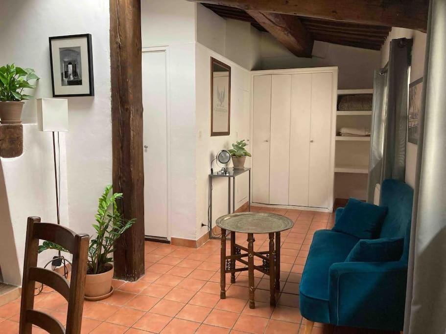 Le Cardinale - Un Voyage en Provence - 2 chambres avec parking Apartment in Aix-en-Provence