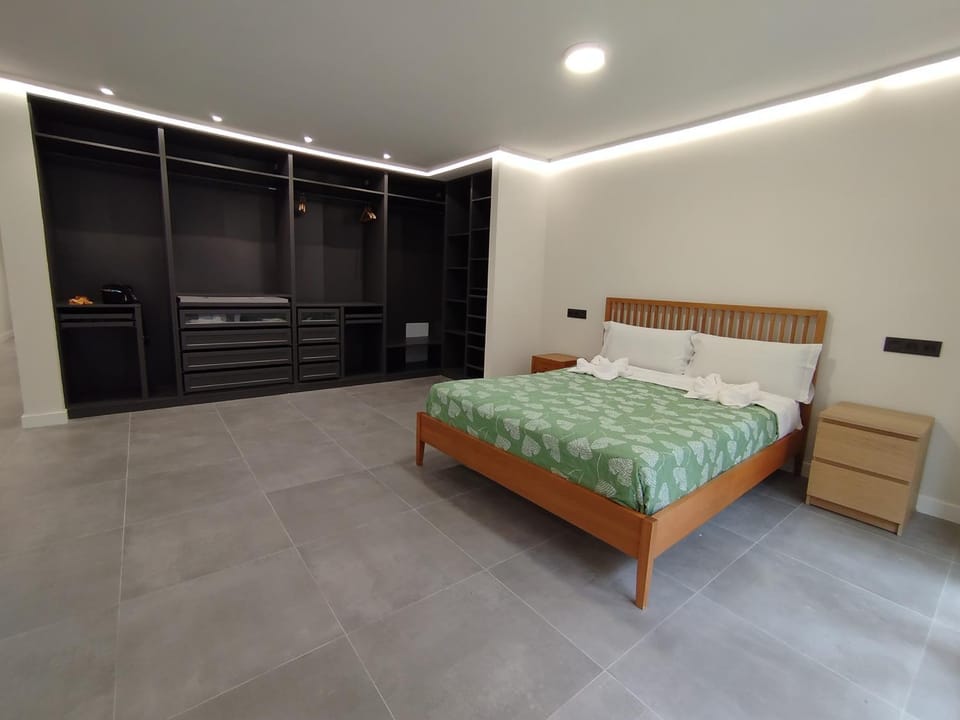 636A Gran apartamento en pleno centro by R2R Consulting Apartment in Oviedo