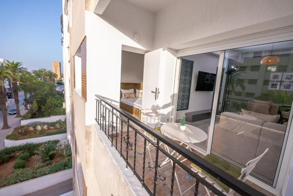 Tradition Meets Modern: 2BR Flat in Rabat Hassan Apartment in Rabat
