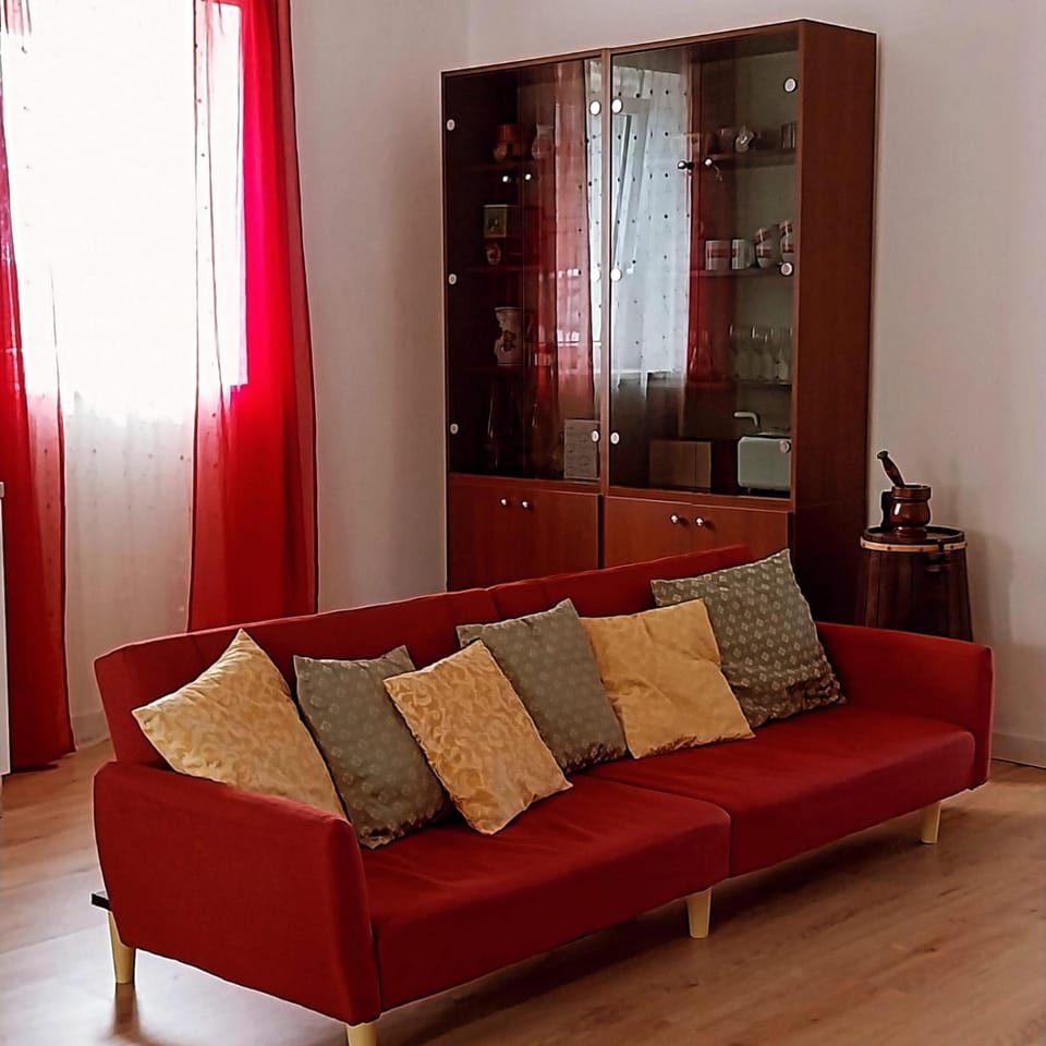 Casa sul lago - Modern Lake View Retreat, Parco della Majella House in Abruzzo