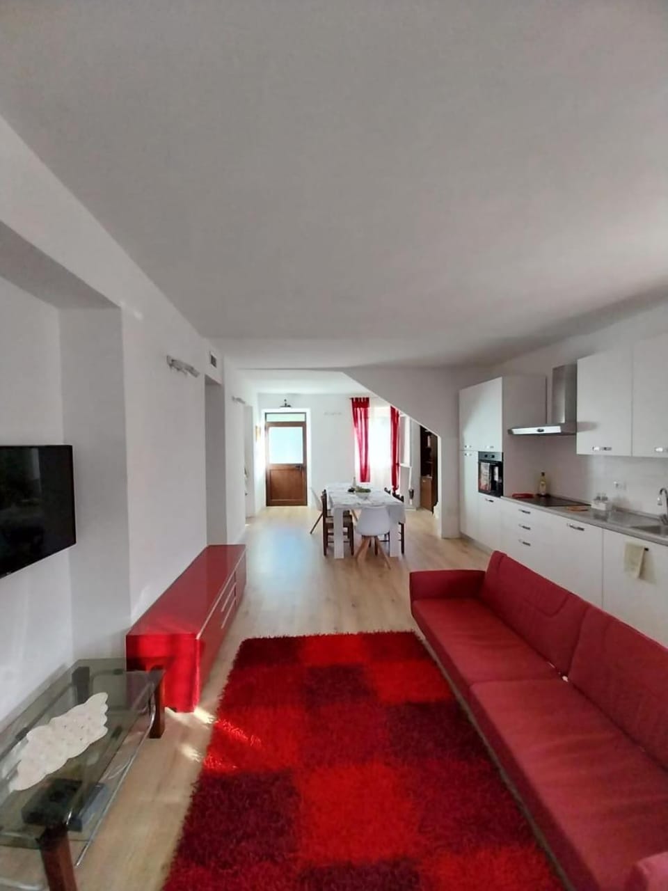 Living room, Dining area