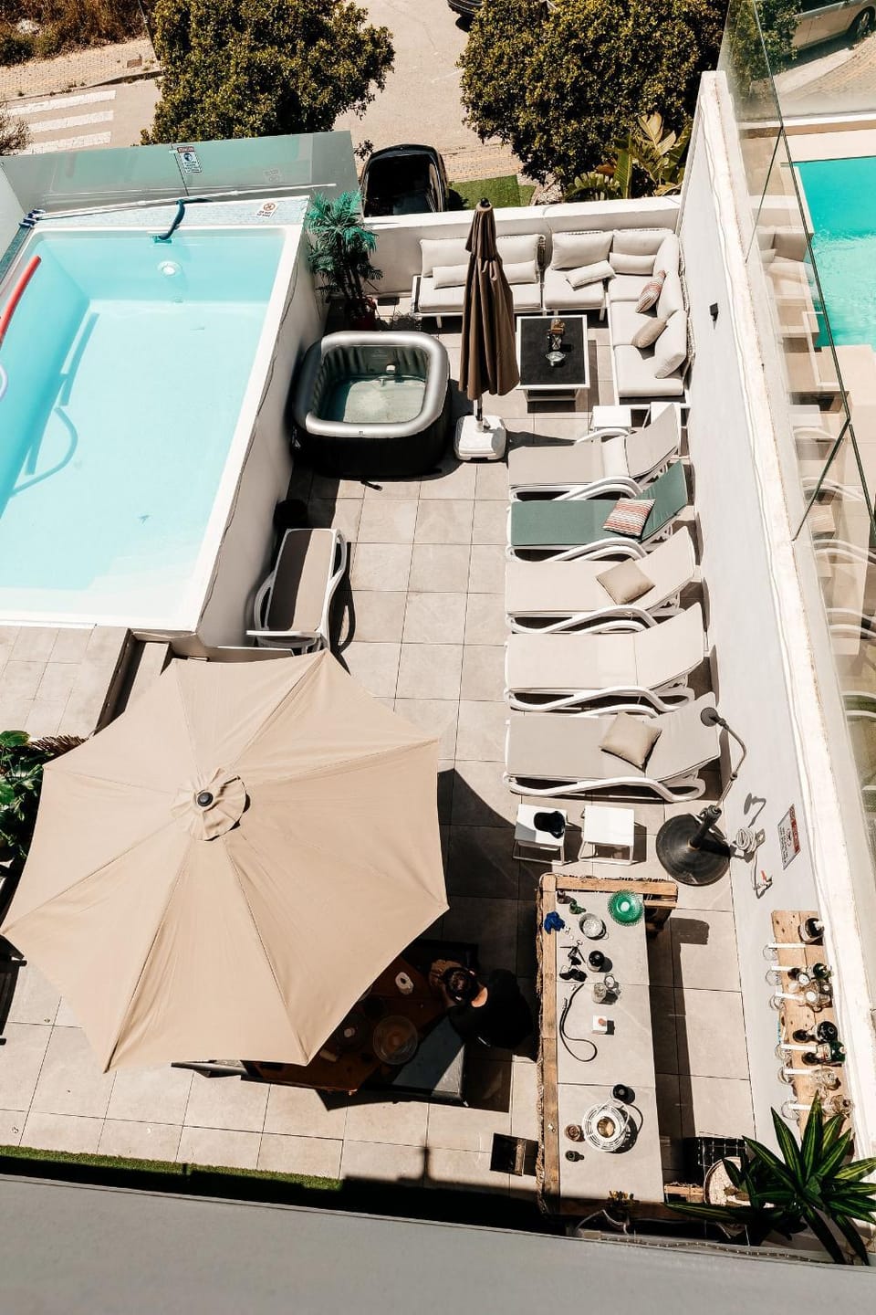 Day, Seating area, Pool view, Swimming pool, sunbed