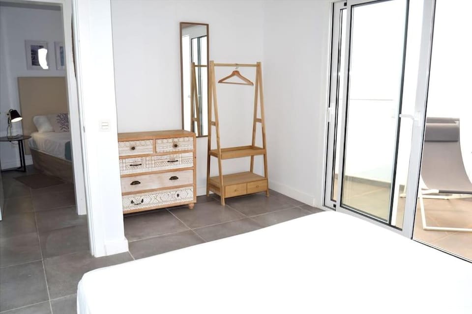 Precioso bungalow a 150 metros del mar. Apartment in Costa Teguise