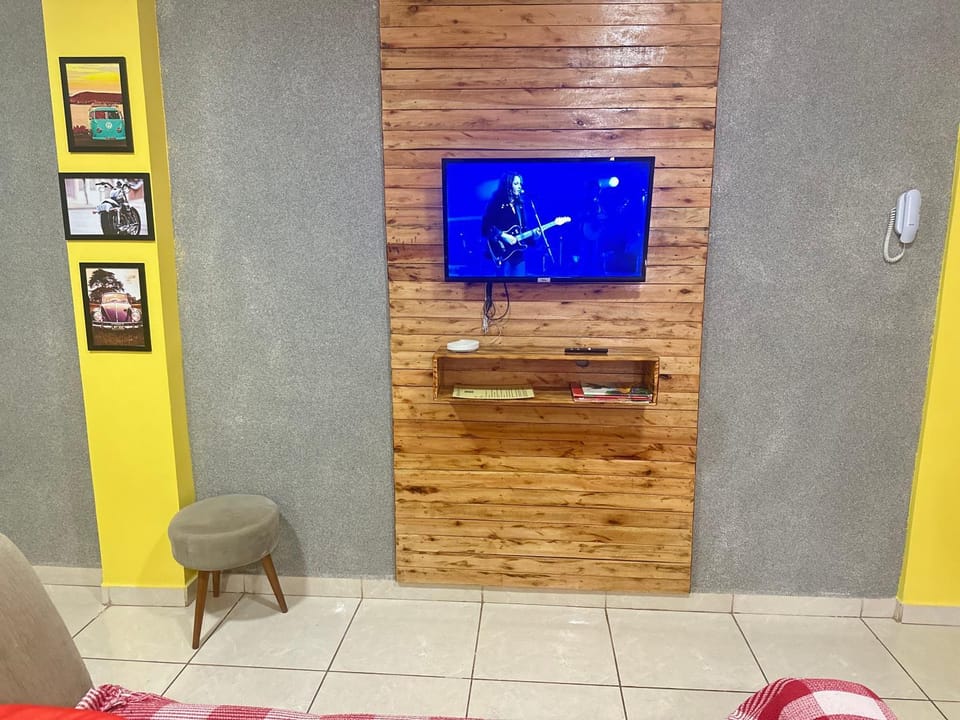AP+preço popular+ar condicionado+internet 300mb Apartment in Goiania