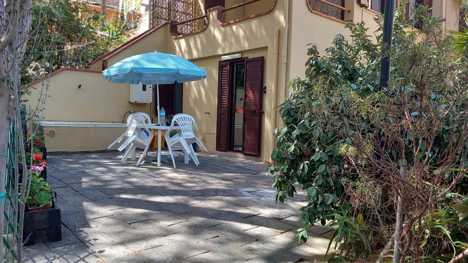 Property building, Patio