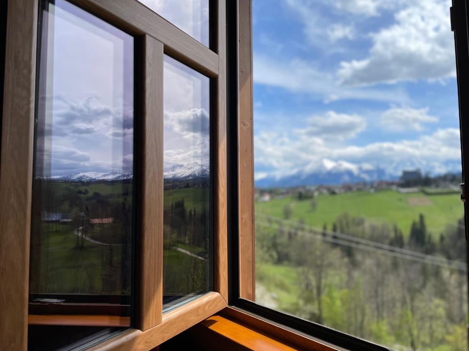 View (from property/room), City view, Garden view