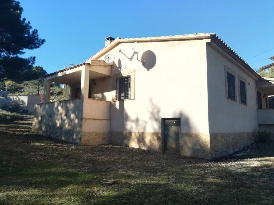 El Quejigo Chalet in Castile-La Mancha