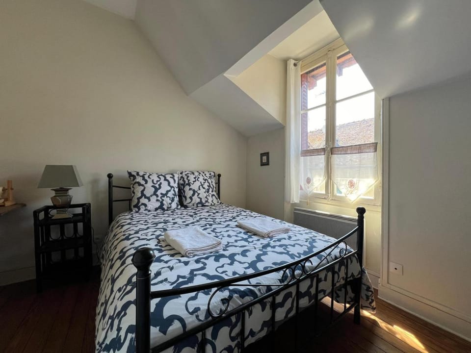 Maison de caractere cœur du village 1h de Paris Apartment in Île-de-France