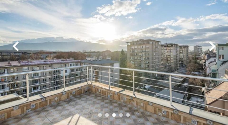 Day, Balcony/Terrace, City view