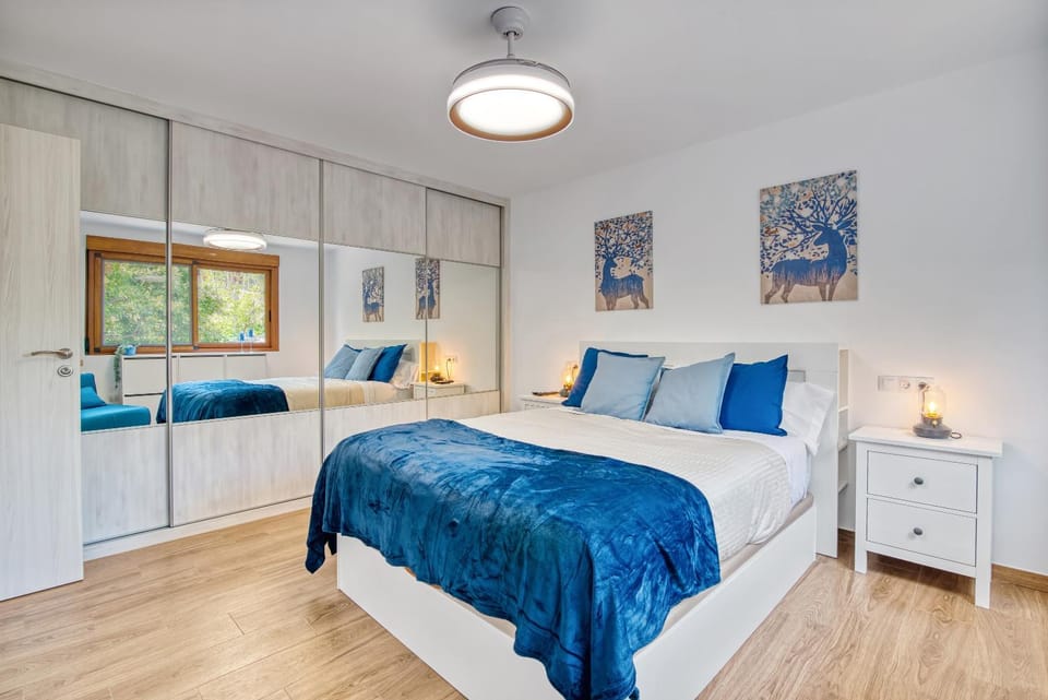 Living room, Bedroom