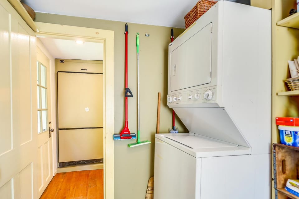 Warren Vacation Rental ~ 3 Mi to Sugarbush Resort! House in Warren