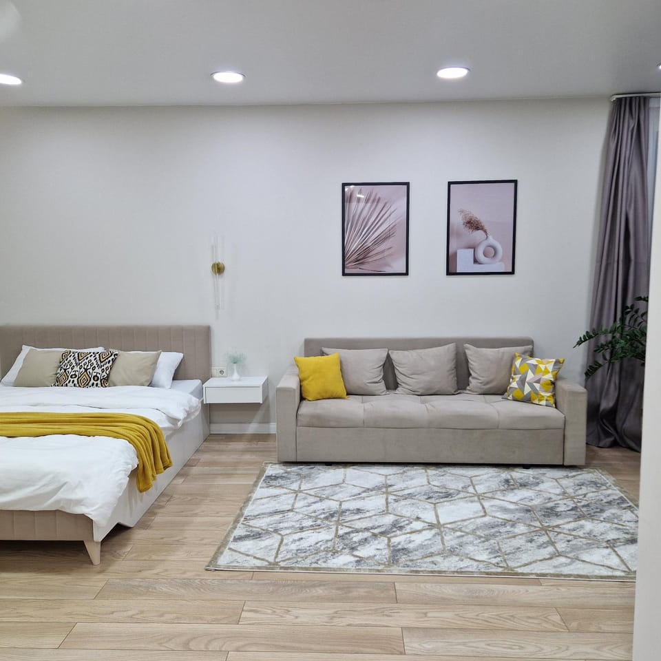Однокомнатная квартира студия Мега Парк Apartment in Almaty