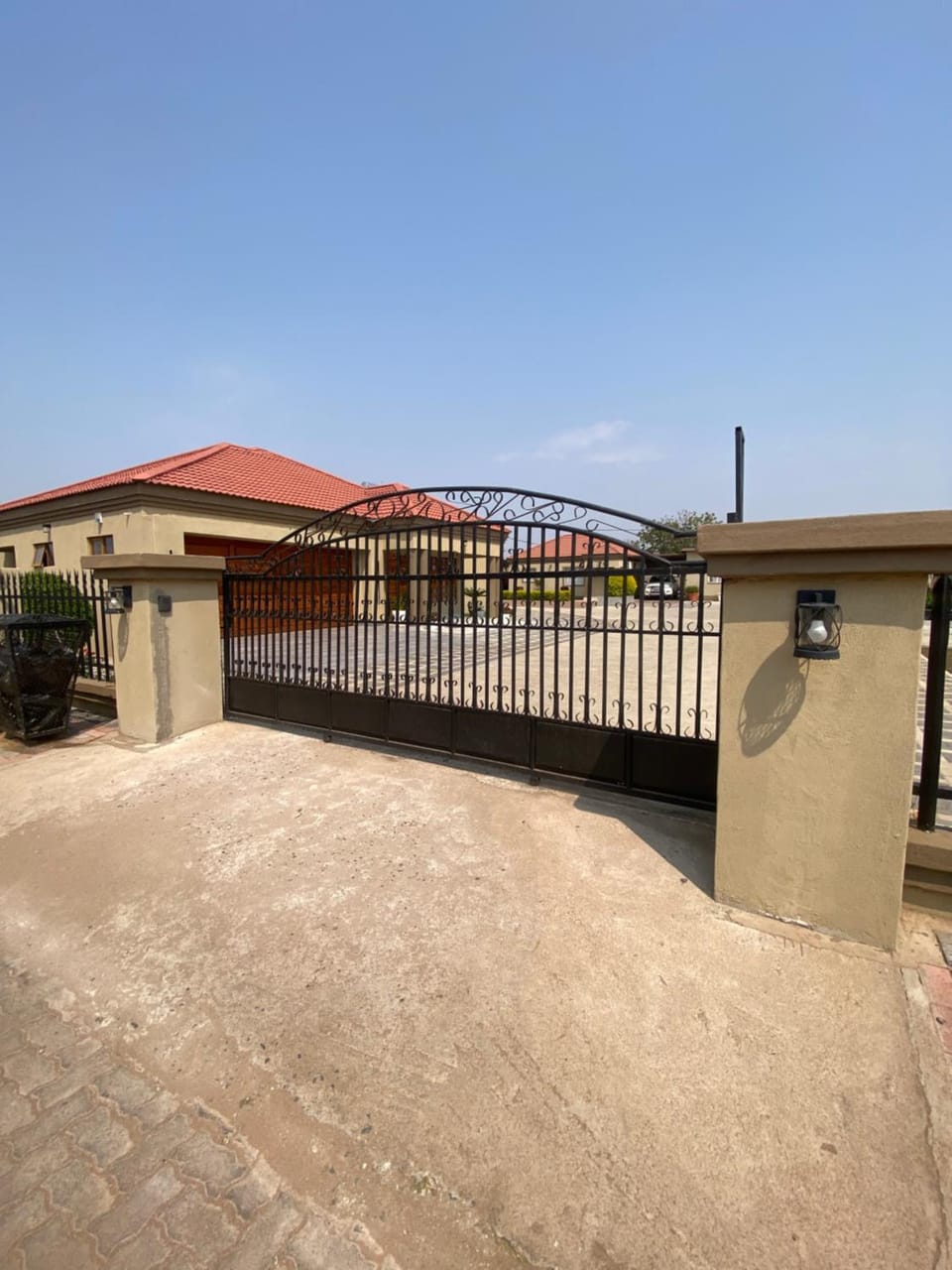 Mosas Home Apartment in Africa