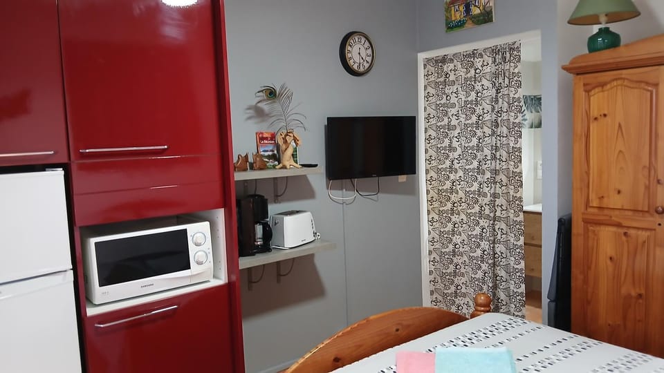 Studio aux AVIRONS pour 2 personnes, avec piscine Apartment in Saint-Leu