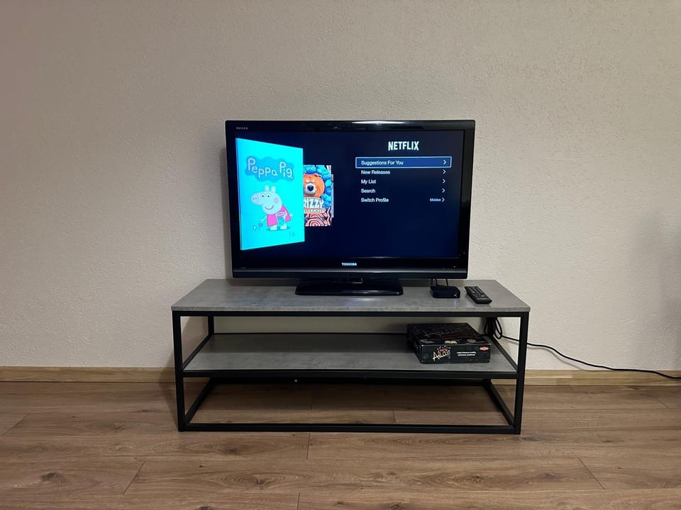 Communal lounge/ TV room, TV and multimedia, Evening entertainment