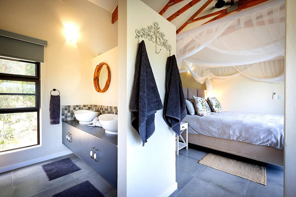 Ndlovu Bushvilla at Elephant Rock Eco Estate Villa in South Africa