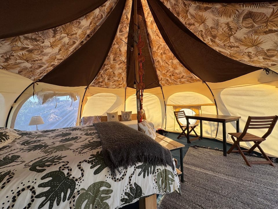 La Colmena Glamping Luxury tent in O'Higgins, Chile